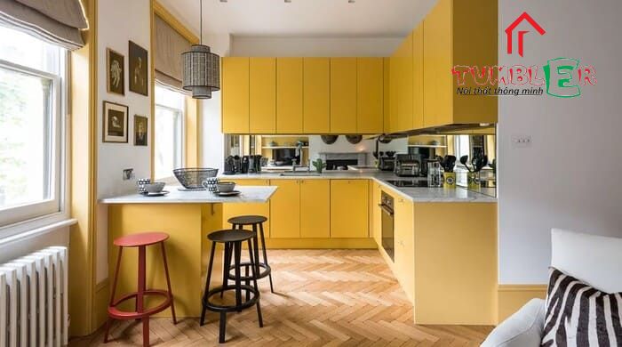 Thiết kế căn bếp với gam màu vàng chủ đạo